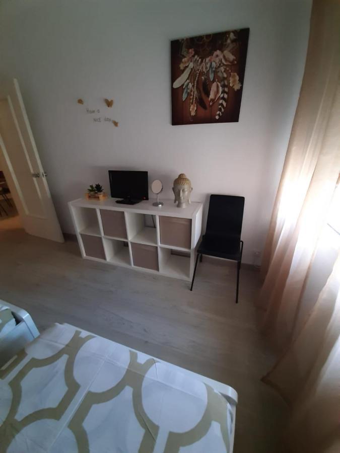 Apartamento Con Encanto "Larios Street" Apartment Málaga Exterior foto