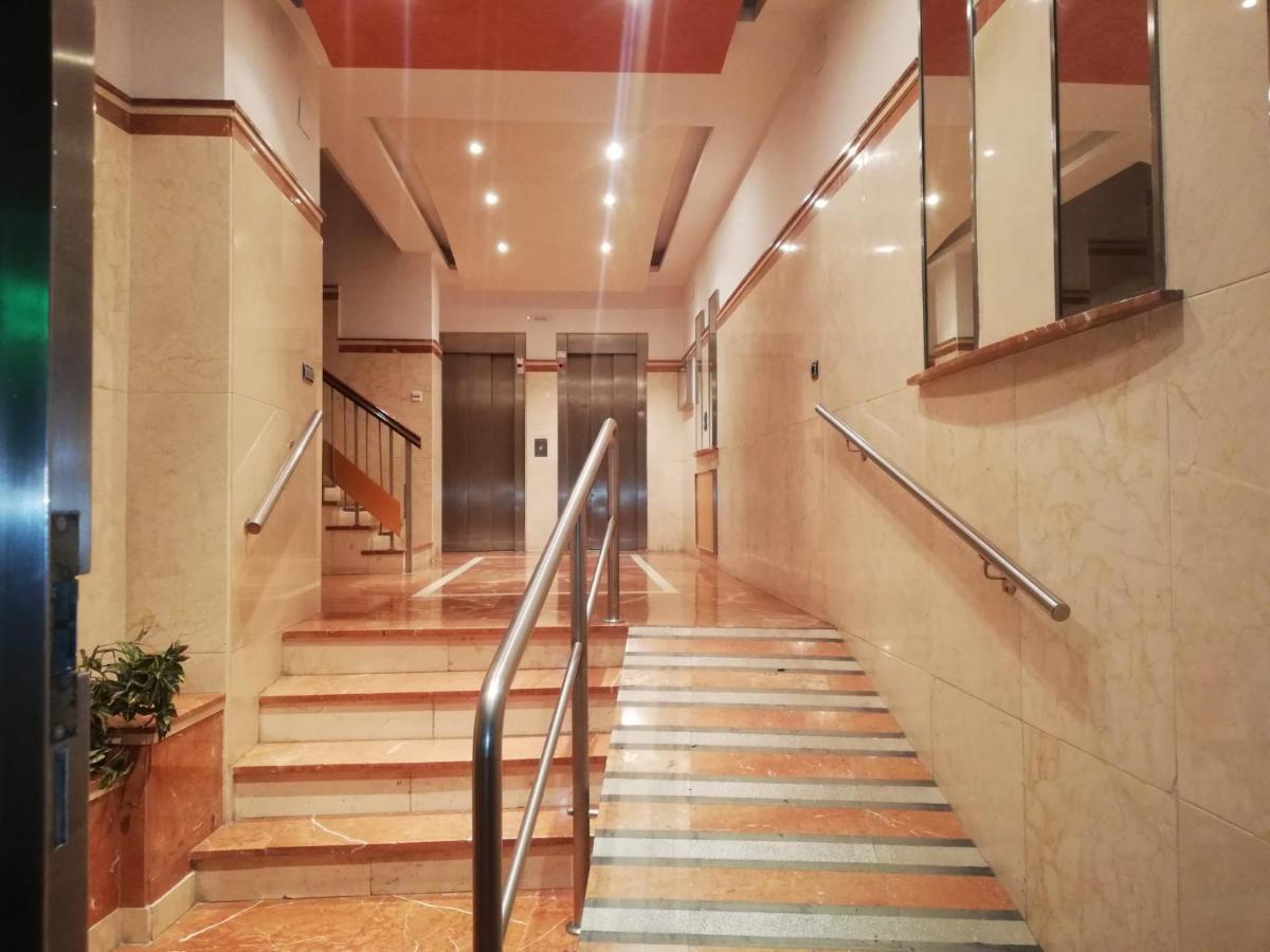 Apartamento Con Encanto "Larios Street" Apartment Málaga Exterior foto